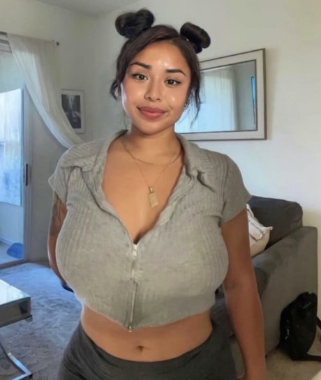 Foto desnuda filtrada de OnlyFans de Saraiiifon777