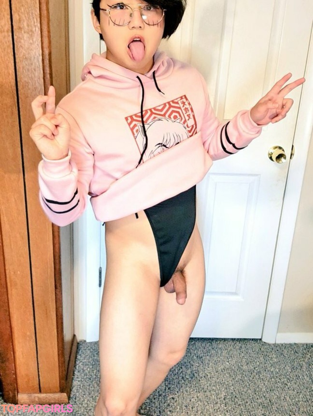 Foto desnuda filtrada de OnlyFans de Cuteukeboy #4 Foto desnuda filtrada de OnlyFans de Cuteukeboy #4