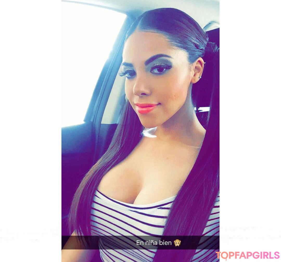 Foto desnuda filtrada de OnlyFans de Claudia Guajardo #160 Foto desnuda filtrada de OnlyFans de Claudia Guajardo #160