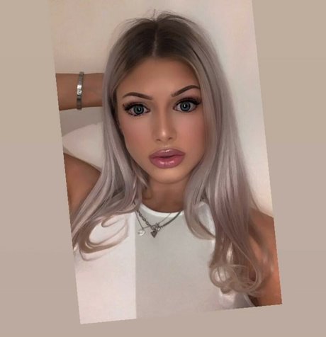 Foto desnuda filtrada de OnlyFans de Caitlinrharding