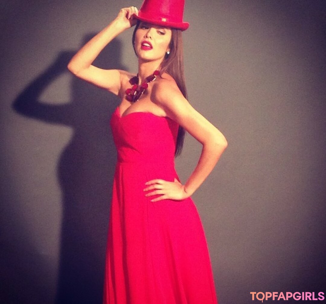 Foto desnuda filtrada de OnlyFans de Marlene Favela #142 Foto desnuda filtrada de OnlyFans de Marlene Favela #142