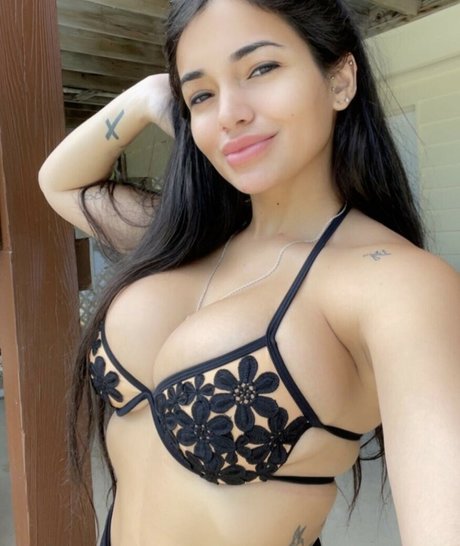 Foto desnuda filtrada de OnlyFans de Meralysvelasco