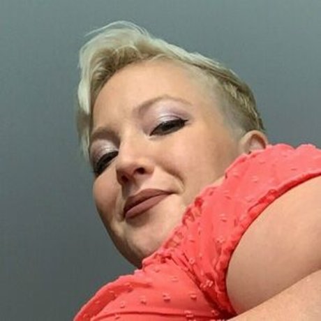 Foto desnuda filtrada de OnlyFans de Lightbulblonde