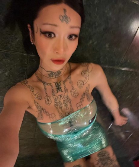 Tightcorsetloosemorals