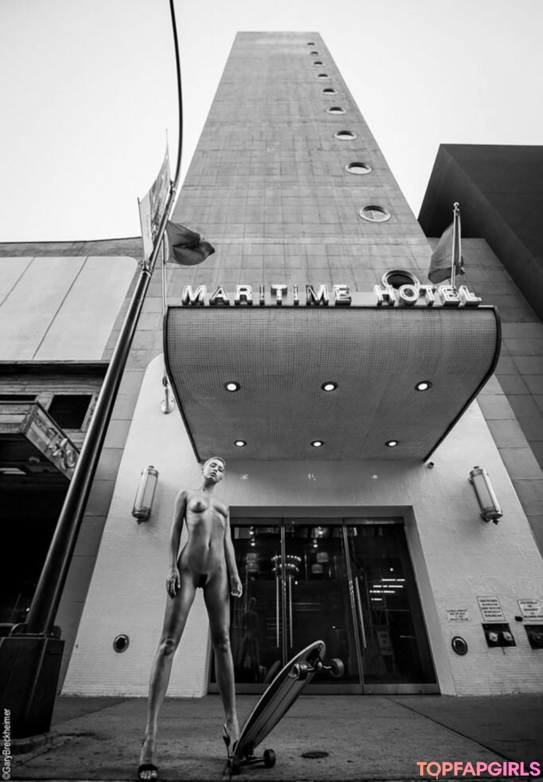 Foto desnuda filtrada de OnlyFans de Marisa Papen #61 Foto desnuda filtrada de OnlyFans de Marisa Papen #61