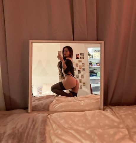 Foto desnuda filtrada de OnlyFans de Bbytenshi