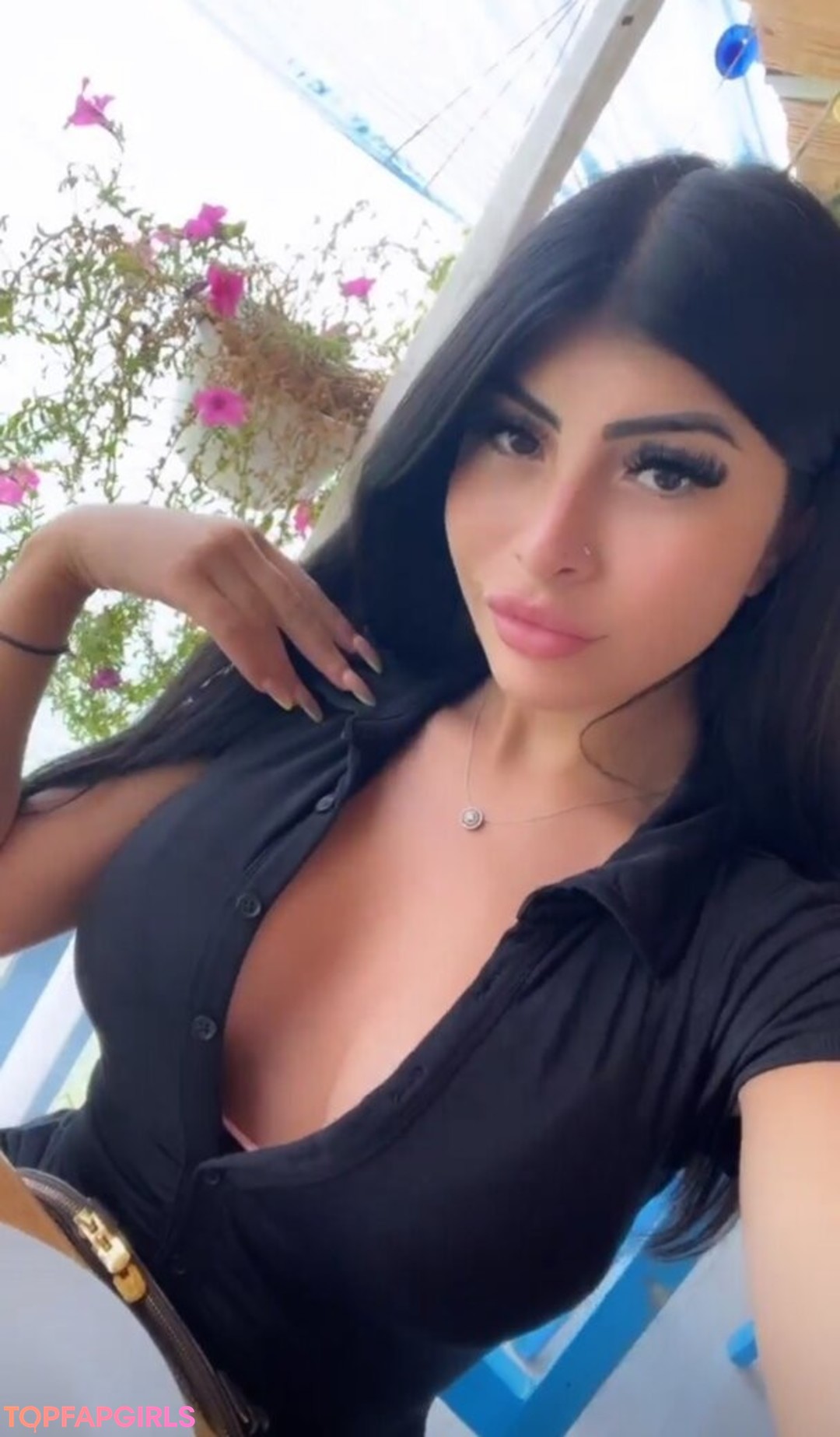 Foto desnuda filtrada de OnlyFans de Selin Yalim Nude #28 Foto desnuda filtrada de OnlyFans de Selin Yalim Nude #28