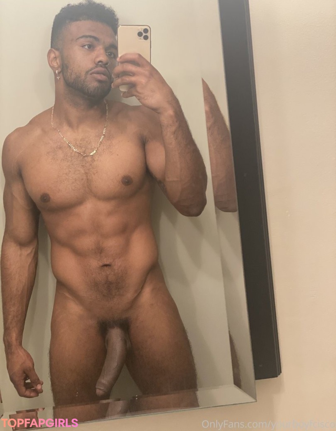 Foto desnuda filtrada de OnlyFans de Yourboyfcisco #28 Foto desnuda filtrada de OnlyFans de Yourboyfcisco #28