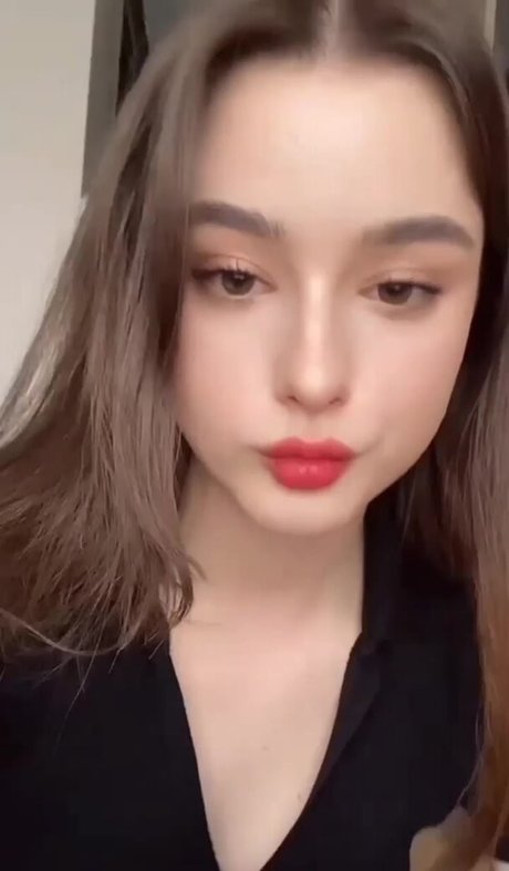 Foto desnuda filtrada de OnlyFans de Dasha Tarab