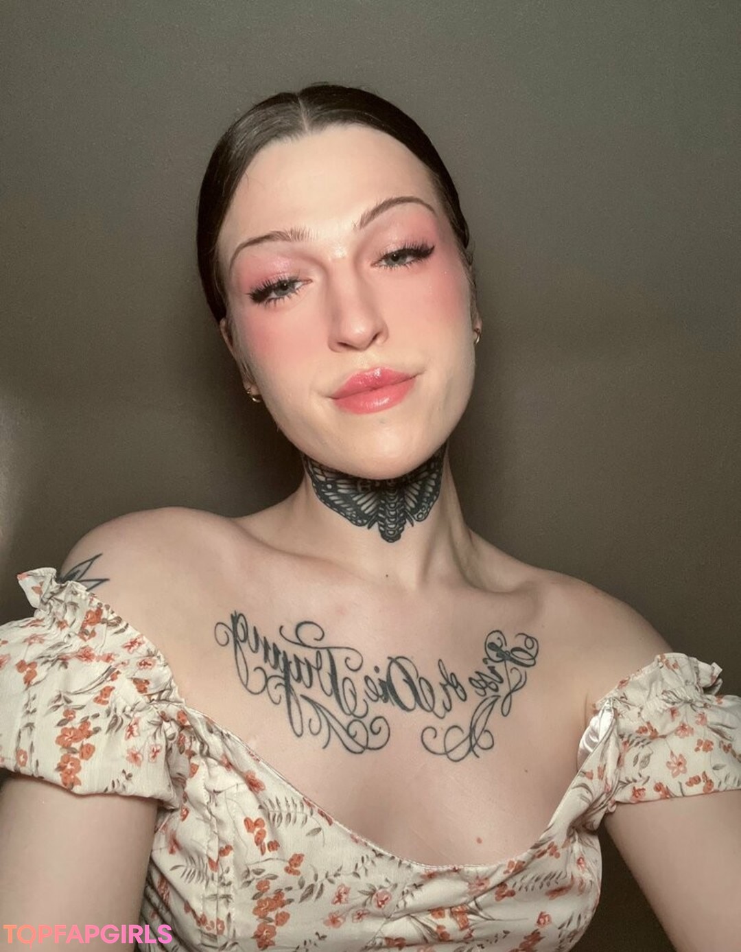 Foto desnuda filtrada de OnlyFans de Tsviolethaze #31 Foto desnuda filtrada de OnlyFans de Tsviolethaze #31