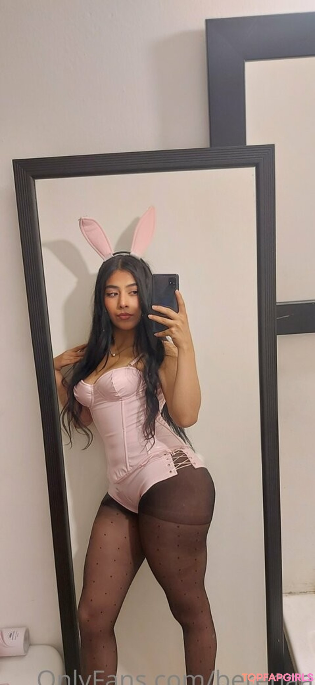 Foto desnuda filtrada de OnlyFans de Berenice Aguilar #28 Foto desnuda filtrada de OnlyFans de Berenice Aguilar #28