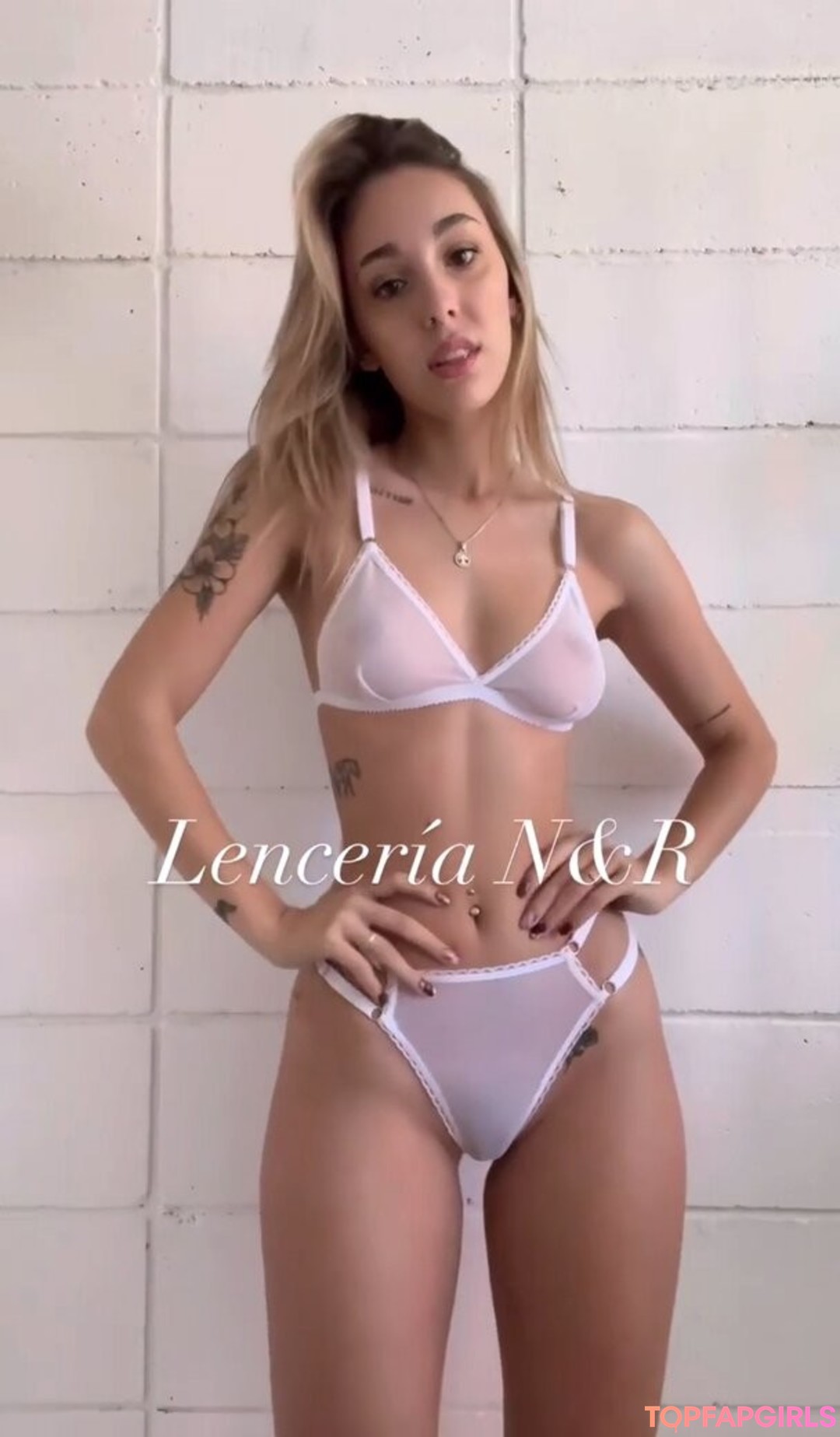 Foto desnuda filtrada de OnlyFans de Agus Digri #118 Foto desnuda filtrada de OnlyFans de Agus Digri #118