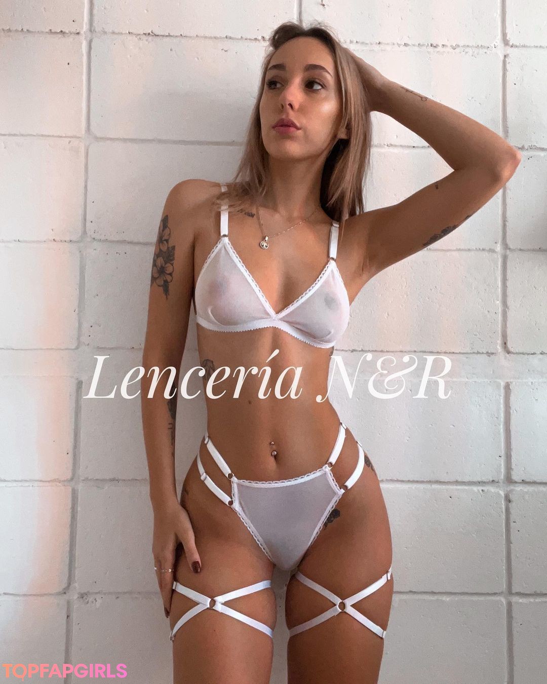 Foto desnuda filtrada de OnlyFans de Agus Digri #273 Foto desnuda filtrada de OnlyFans de Agus Digri #273