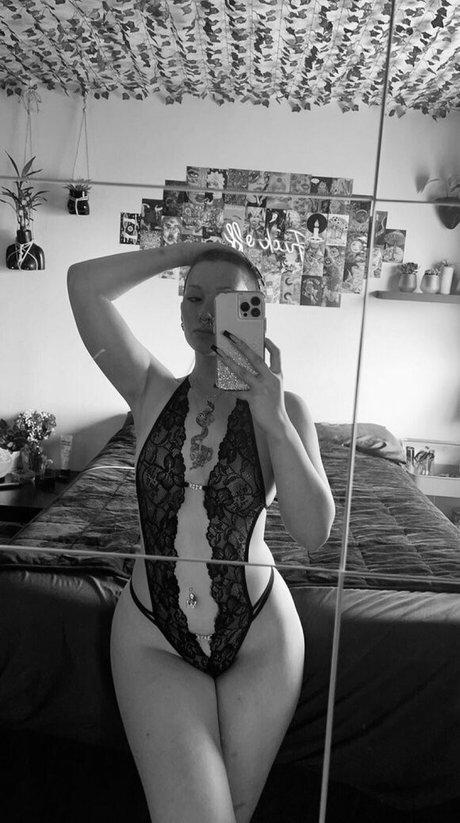 Ellie Summer