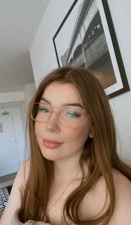 Redheadnxtdoor
