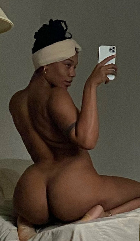 Foto desnuda filtrada de OnlyFans de Neyontree