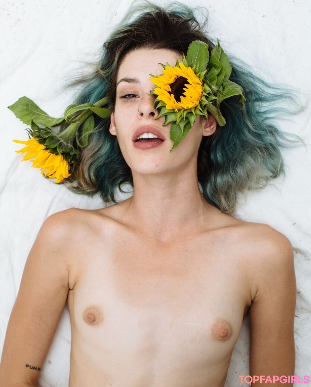 Foto desnuda filtrada de OnlyFans de Carly Foulkes #44 Foto desnuda filtrada de OnlyFans de Carly Foulkes #44