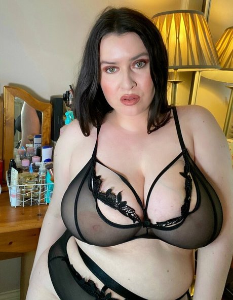 Suzie Mac