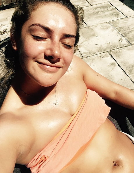 Isabel Hodgins