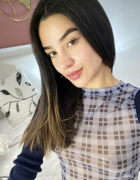 Foto desnuda filtrada de OnlyFans de Carolcor21