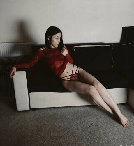 Foto desnuda filtrada de OnlyFans de Dreamybrunettegirl