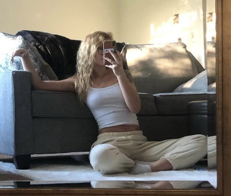 Annalovesbanana