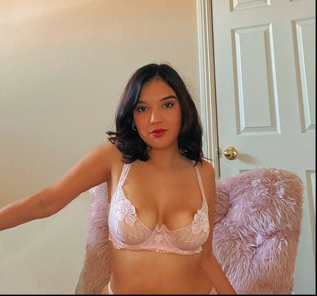Foto desnuda filtrada de OnlyFans de Valeria Flores