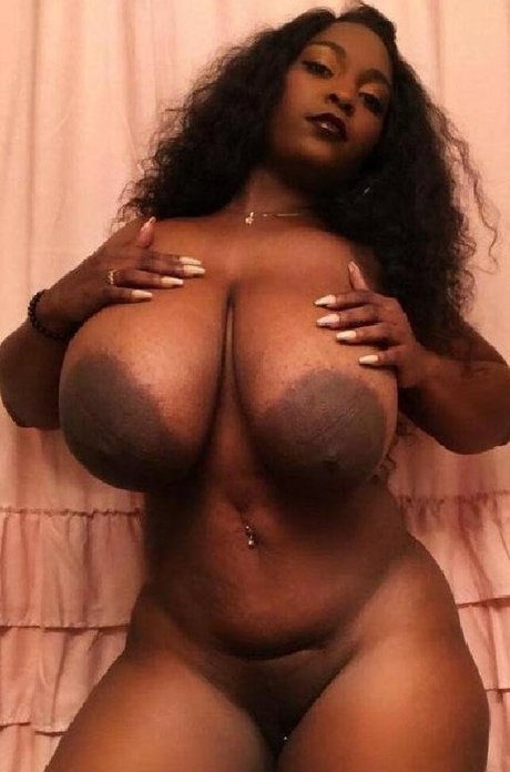 Eboni Amore