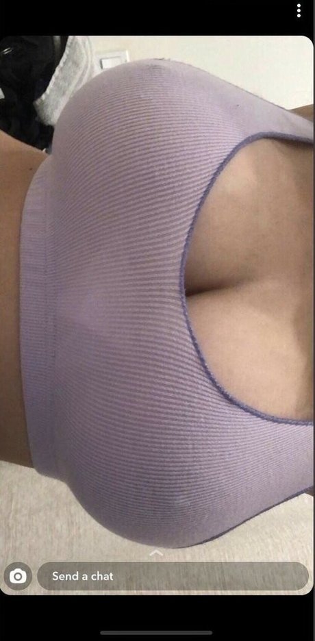 Foto desnuda filtrada de OnlyFans de Rmswife