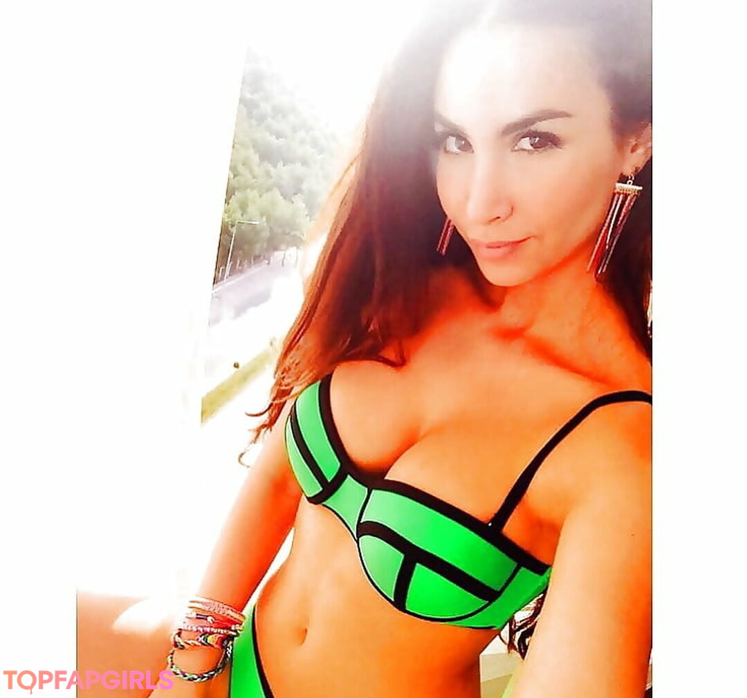 Foto desnuda filtrada de OnlyFans de Sila Sahin #12 Foto desnuda filtrada de OnlyFans de Sila Sahin #12