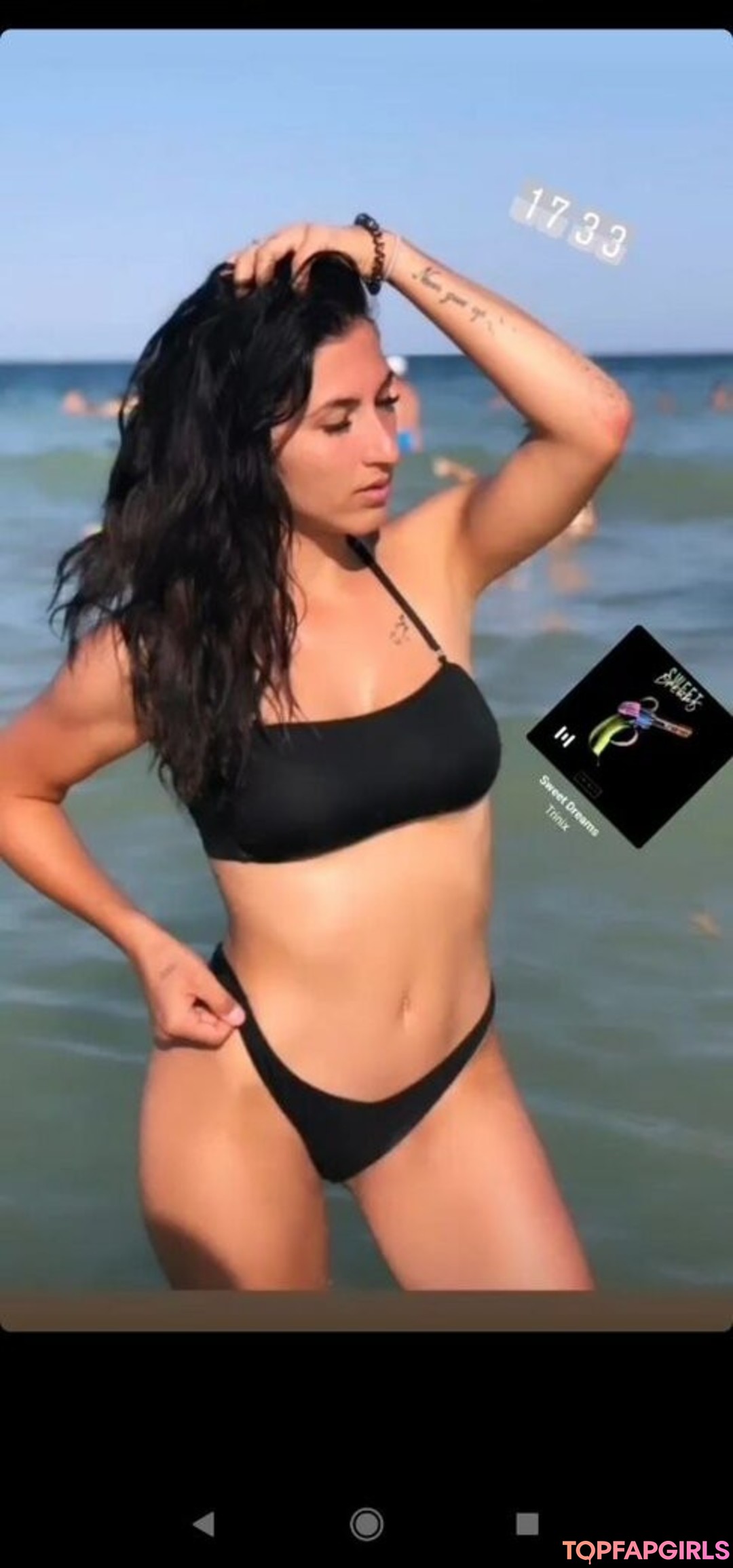 Foto desnuda filtrada de OnlyFans de Cristinutza18 #10 Foto desnuda filtrada de OnlyFans de Cristinutza18 #10