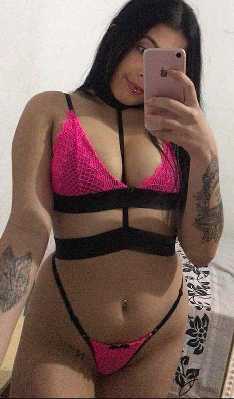 Aline Vitoria