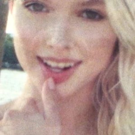 Chloe Avenaim