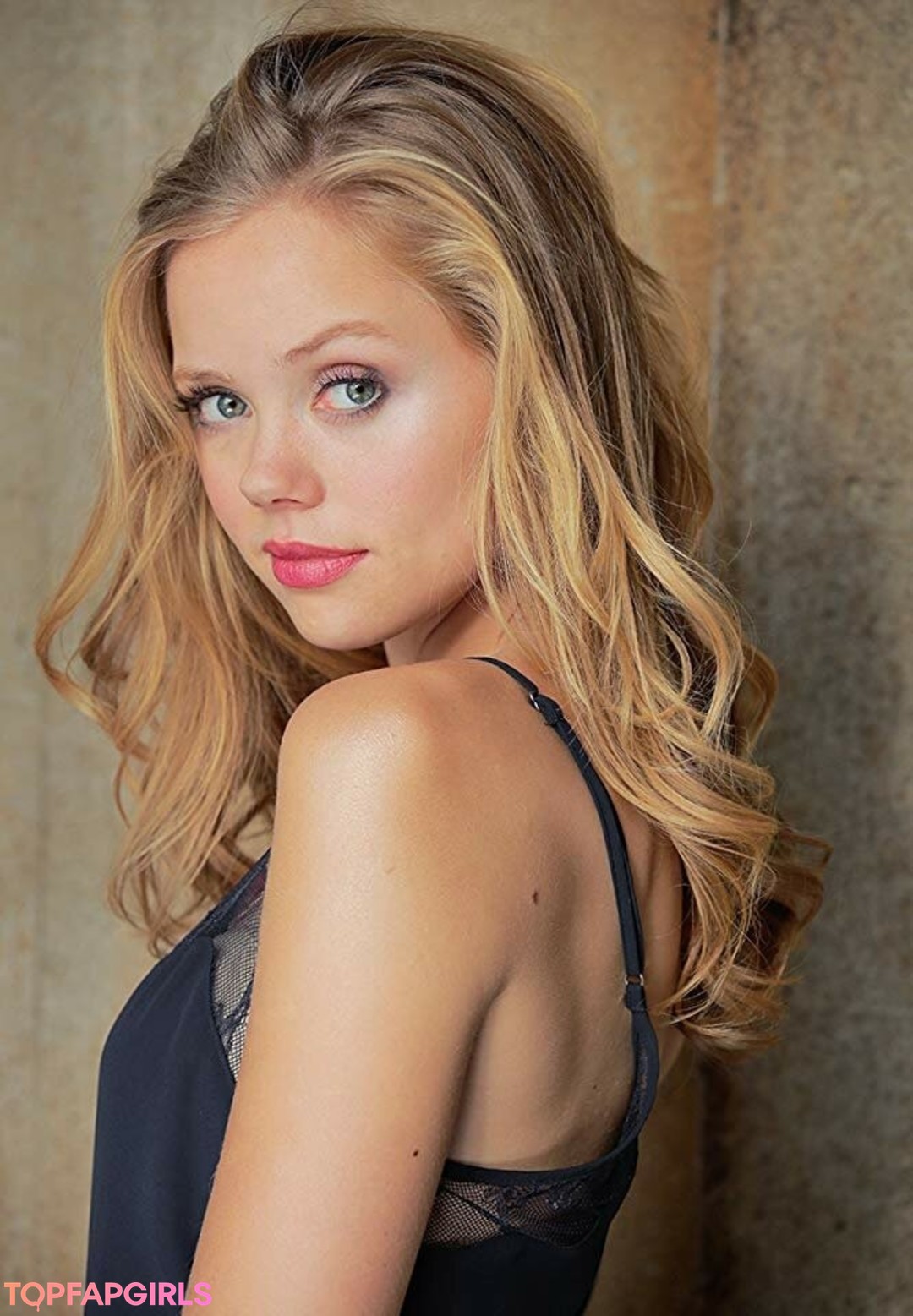 Foto desnuda filtrada de OnlyFans de Annalisa Cochrane #36 Foto desnuda filtrada de OnlyFans de Annalisa Cochrane #36