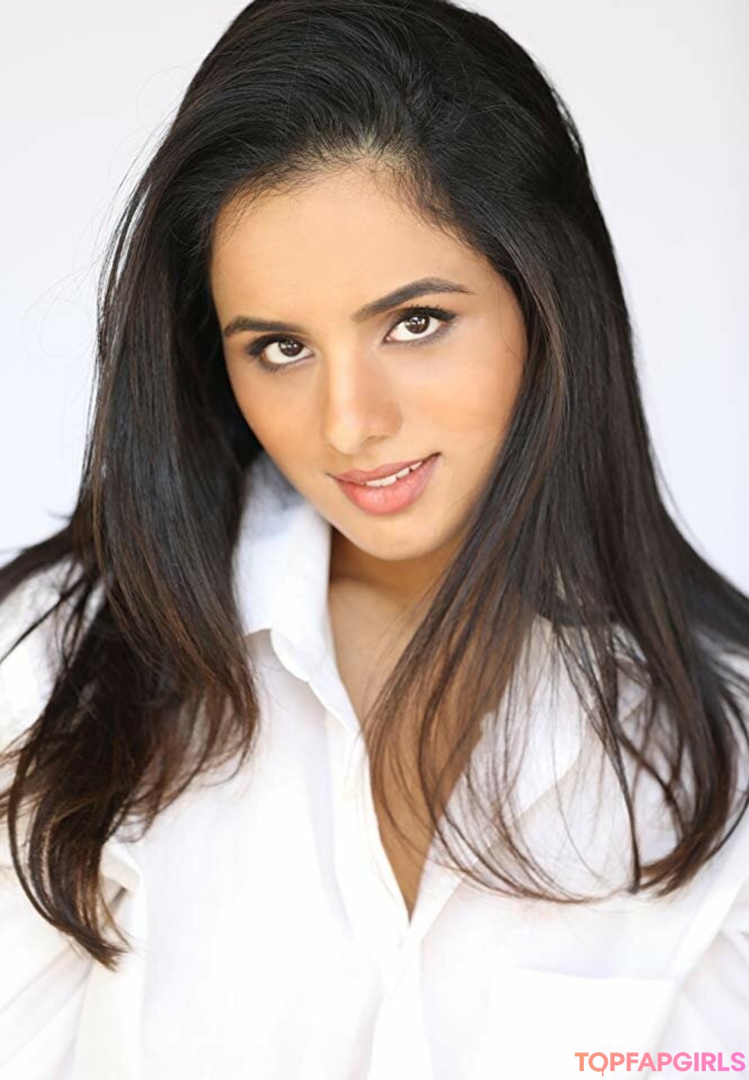 Foto desnuda filtrada de OnlyFans de Aparna Brielle #19 Foto desnuda filtrada de OnlyFans de Aparna Brielle #19