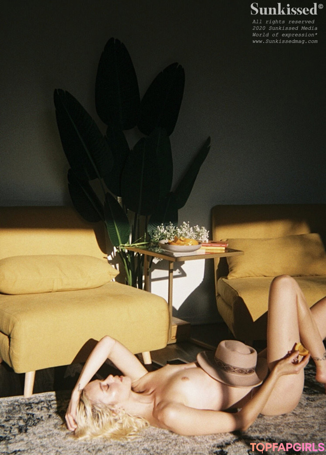 Foto desnuda filtrada de OnlyFans de Sunkissedmag #223 Foto desnuda filtrada de OnlyFans de Sunkissedmag #223