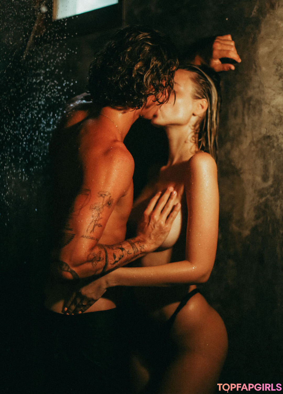 Foto desnuda filtrada de OnlyFans de Sunkissedmag #72 Foto desnuda filtrada de OnlyFans de Sunkissedmag #72