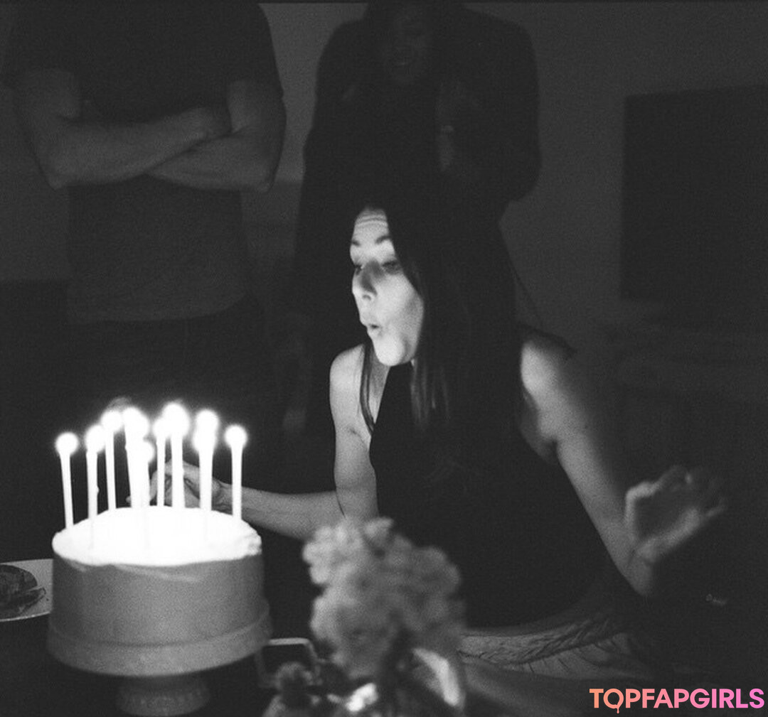 Foto desnuda filtrada de OnlyFans de Amanda Crew #39 Foto desnuda filtrada de OnlyFans de Amanda Crew #39