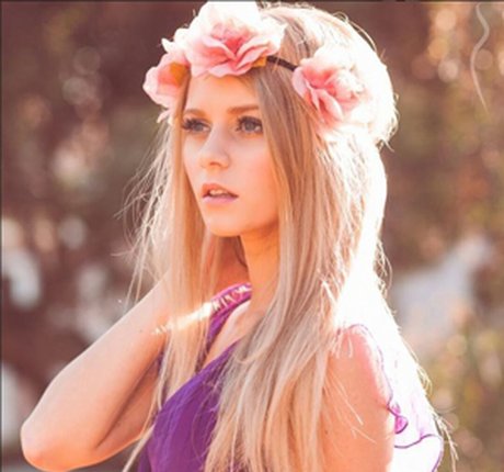 Alena Savostikova