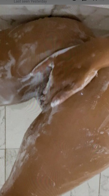 Foto desnuda filtrada de OnlyFans de Ela Jerkovic