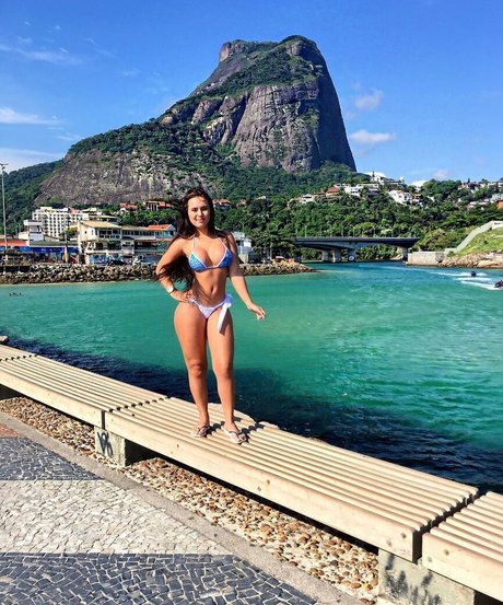 Foto desnuda filtrada de OnlyFans de Isabella Pinheiro