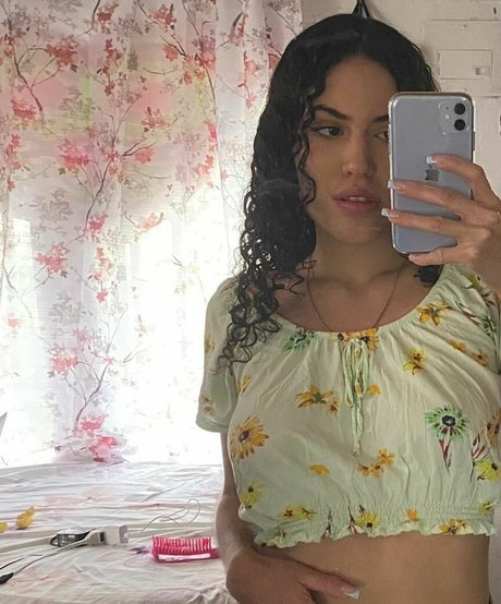 Curlyjessica