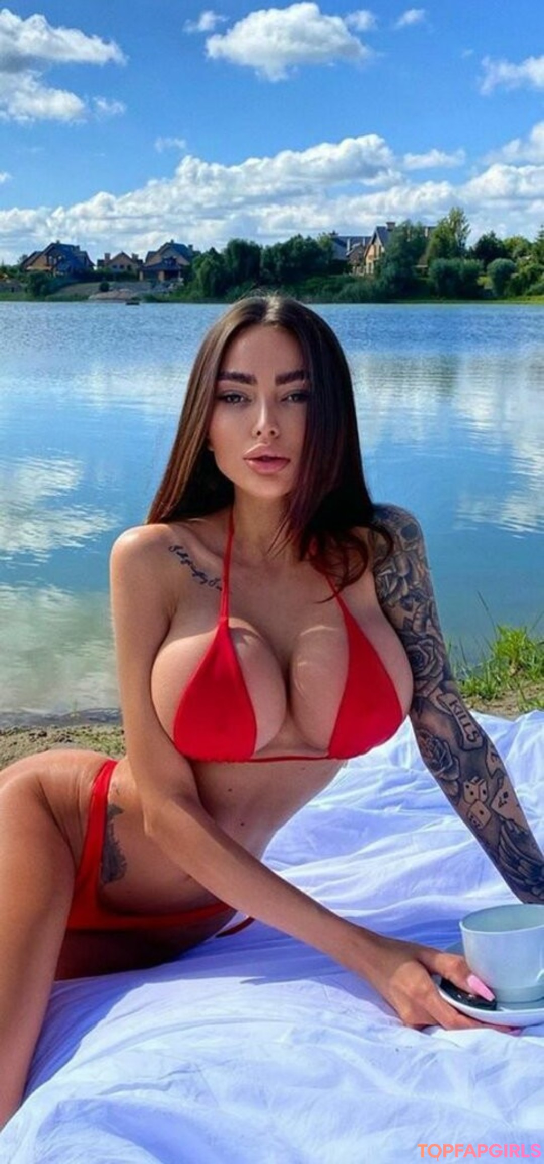 Foto desnuda filtrada de OnlyFans de Alena Omovich #117 Foto desnuda filtrada de OnlyFans de Alena Omovich #117