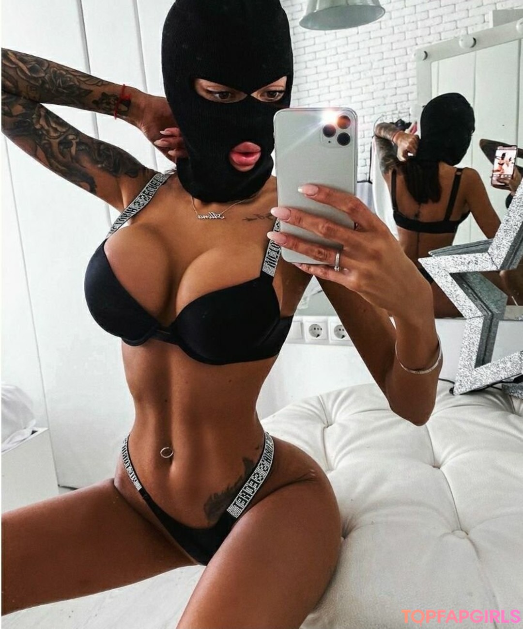 Foto desnuda filtrada de OnlyFans de Alena Omovich #272 Foto desnuda filtrada de OnlyFans de Alena Omovich #272