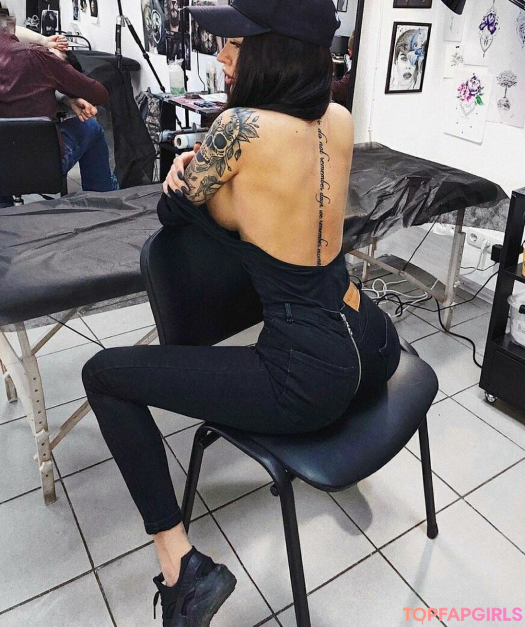 Foto desnuda filtrada de OnlyFans de Alena Omovich #329 Foto desnuda filtrada de OnlyFans de Alena Omovich #329