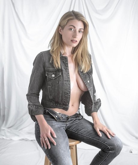 Foto desnuda filtrada de OnlyFans de Kes Neale