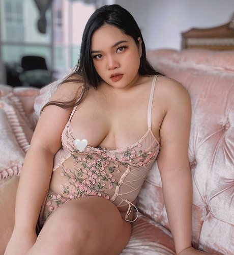 Foto desnuda filtrada de OnlyFans de Chubbypreeya