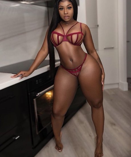 Foto desnuda filtrada de OnlyFans de Alana Walters