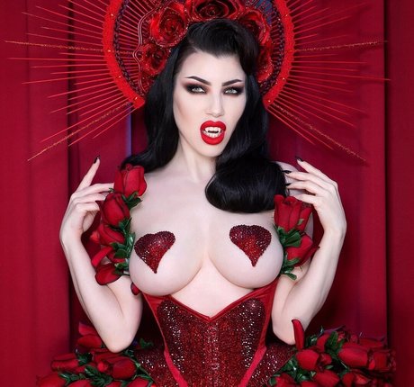 Threnody In Velvet