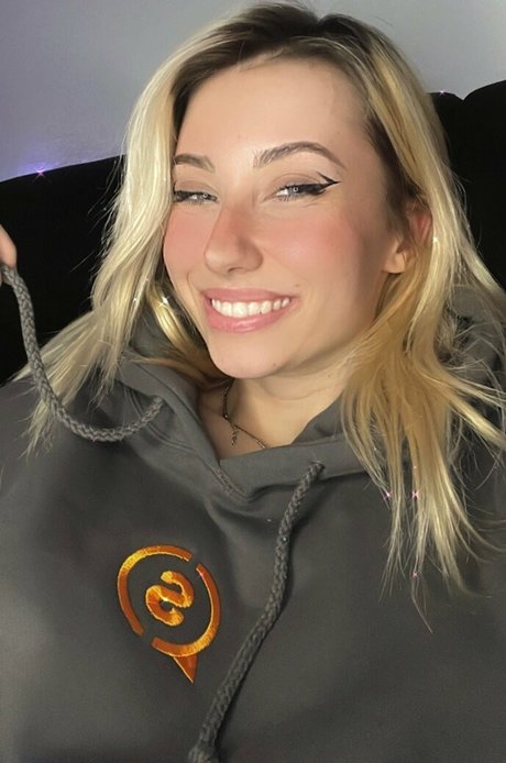 Foto desnuda filtrada de OnlyFans de Veylaneey